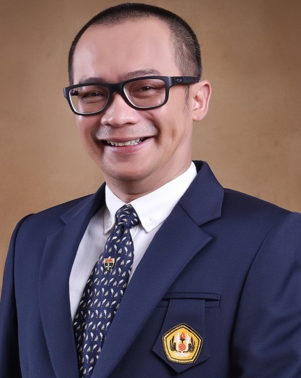 Alexander M. A. Khan