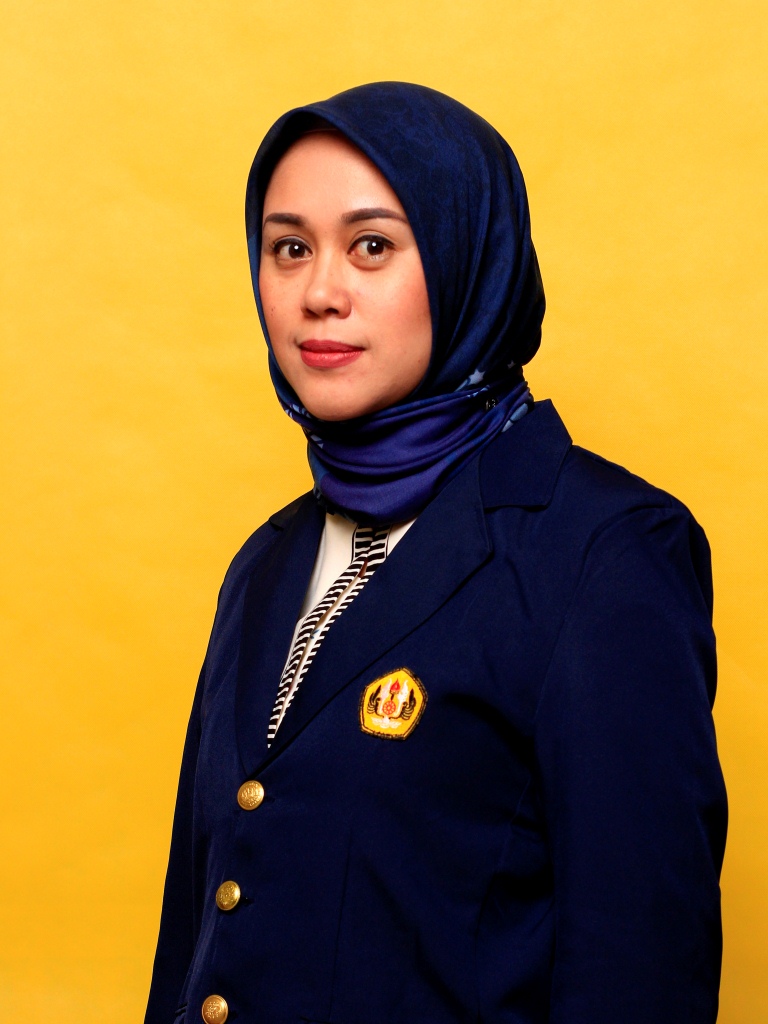 Shanti Fitrianti Boesoirie