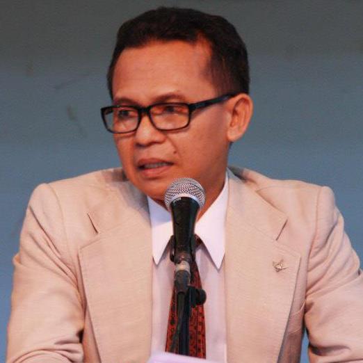 Undang Ahmad Darsa