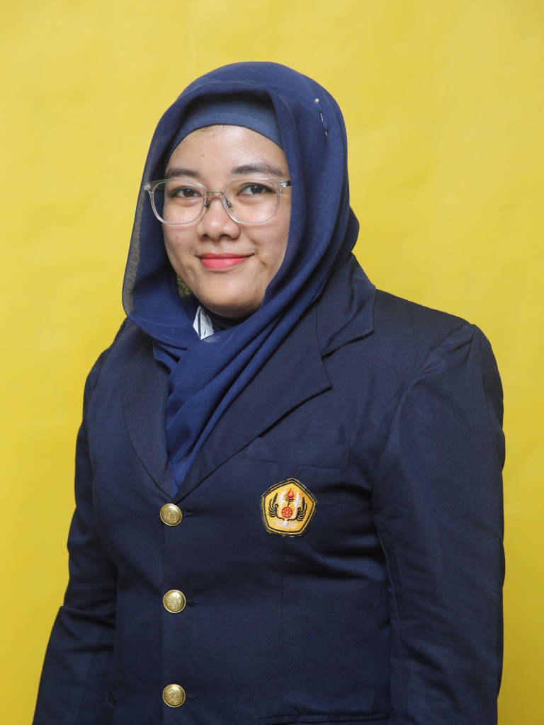 Putri Halleyana Adrikni Rahman