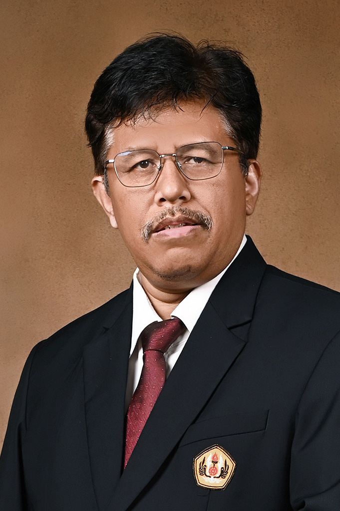 Dr. Dwi Rustam Kendarto, S.Si., MT