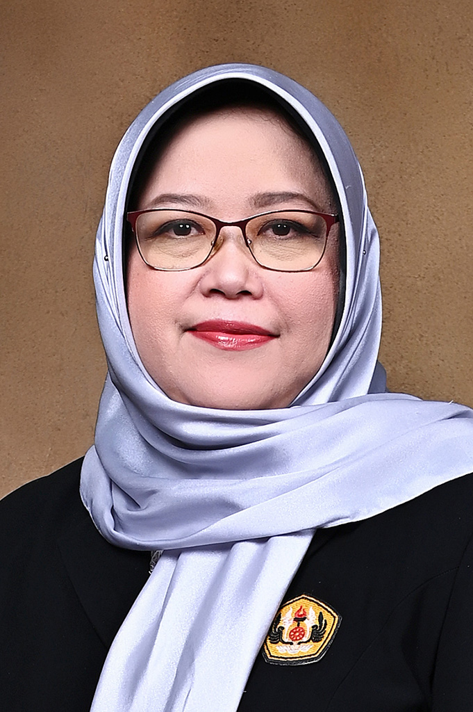 Raini Diah Susanti, S.Kp., MN., Ph.D.